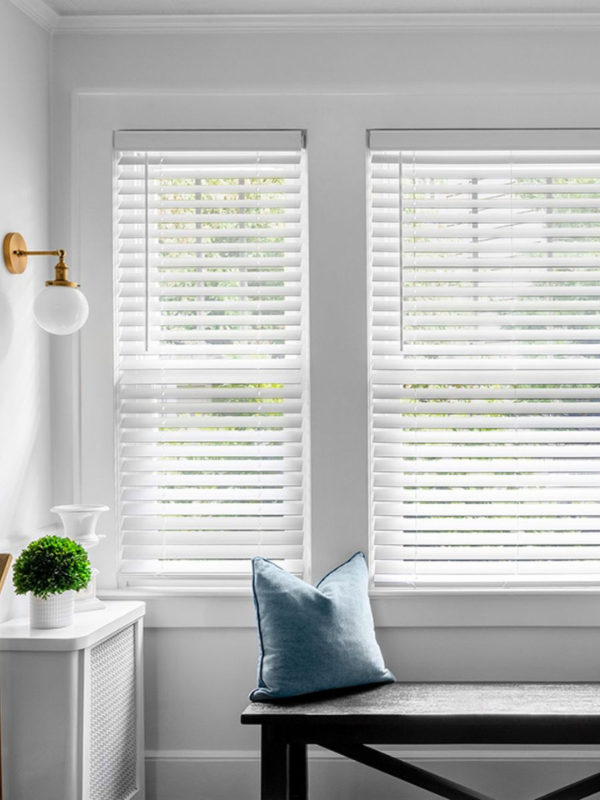 Faux wood blinds white