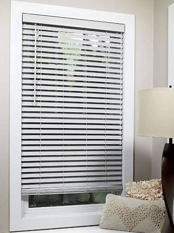 Faux wood blinds white